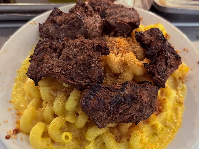 Loaded Mac & Cheese.